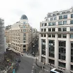 Beautiful T2 - Near The Louvre Museum